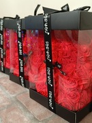 MIŚ Z RÓŻYCZEK 20CM Z PIANKOWYCH RÓŻYCZEK  PREZENT DLA KOBIET