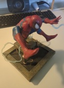 Piękna duża figurka Spider-Man Diamond select toys