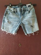Spodenki Name it rozmiar 146 dla 10/11- latki.