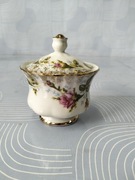 Okrągła cukierniczka Chodzież złota róża 