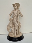 Figurka z alabastru wys 34 cm