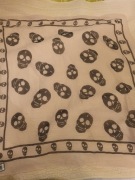 [UNIKAT]Chusta Czaszki-PRIMARK.100 % Poliester.Lato.Hit.Moda.Paryż