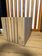 Doniczka drewnopodobna lamele 30x30