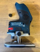 Akumulatorowa frezarka krawędziowa BOSCH PROFESSIONAL GKF 12V-8