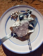 CRYSTAL WITCH  amulet z ametystem i obsydianem