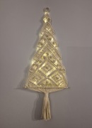 Choinka podświetlana z makramy