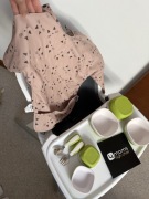 4moms siedzonko krzesło do karmienia zestaw naczyń+ fartuszki