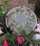 Haftowany świąteczny tamborek