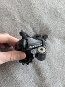 Dwie przerzutki Shimano 105