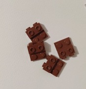 Klocek wypustki 2x2 brązowy - 10 szt.
