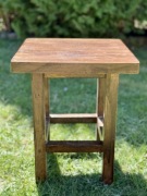 Taboret drewniany 