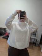 Spzredam nowy  swetr