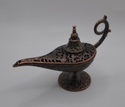 Magiczna Lampa Aladyna – Miedziany Kadzielnik Ażurowy Retro