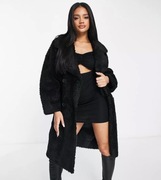 Czarny płaszcz oversize z pluszowego materiału