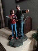 The Last of Us Figurka Joel and Ellie 28 cm