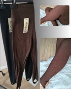 Nowość. Legginsy gruby prążek z zapiętkami