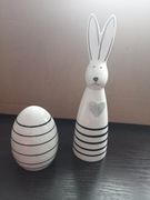 Królik wielkanocny 20 cm , z jajem  10 cm ceramiczna ozdoba.