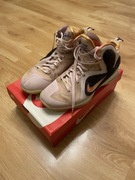 Nike Lebron 9 regal pink