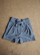 Wzorzyste błękitne spodenki H&M z wysokim stanem S/36