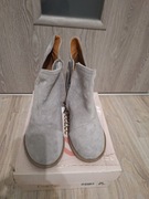Szare botki  na grubym obcasie 