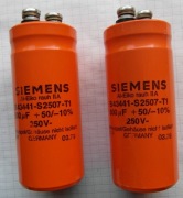 Kondensator B43441  500uF+50/250V Siemens