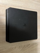 PlayStation 4 z grami pod jailbrake