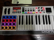 M-AUDIO CODE 25 white MIDI karton klawiatura sterująca