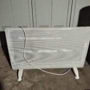 Panelowy grzejnik promiennikowy 1500W  E15LF1U