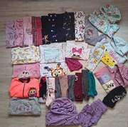 Paka ubrań dla dziewczynki 33 sztuki 98/104 dresy bluzy legginsy bluzki 