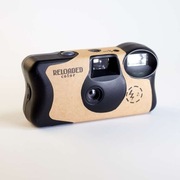 Aparat (nie)Jednorazowy załadowany ponownie filmem kolorowym, 24kl