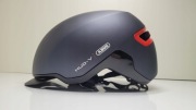 Kask rowerowy ABUS URBAN HUD-Y rozm M 54-58cm razem z lampką LED