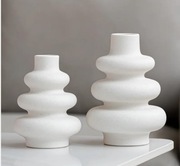 Zestaw 2 białych ceramicznych wazonów skandynawskie 