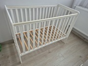 Łóżeczko dzieciece drewniane białe