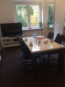 Stół i krzesła w bardzo dobrym stanie - wyłącznie odbiór osobisty