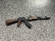 Replika karabin AK-47 na półkę 30cm