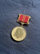 Medal radziecki 100 lecie urodzin W. Lenina Za mężną pracę