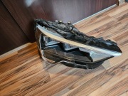 Reflektor lampa prawa Audi Q3 83a 83A.941.012.B USA USZKODZONY