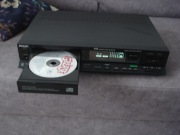 PHILIPS  CD  473