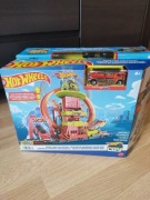 Hot Wheels City Super remiza strażacka z pętlą HKX41