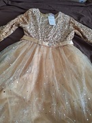 Dziewczęca sukienka z długim rękawem