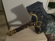 Figurka/replika Mjonlir (młot Thora) God of War Ragnarok - Kolekcjonerska