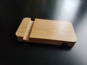 Bambusowy stojak na telefon tablet czytnik