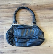 Torebka do ręki klasyczna czarna Atmosphere