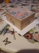 Pudełko na herbatę lub drobiazgi 