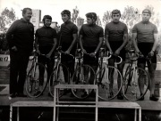 ZDJĘCIE KOLARZY PRL KS. SPOŁEM ŁÓDŹ - SZOZDA