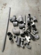 Zestaw/mix ok. 30 sztuk kolanek hydraulicznych, trójników, kształtek