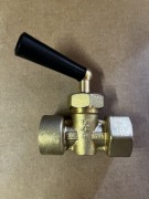 Kurek manometryczny 1/2" GWxGW 16bar