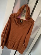 Sarah Kern bluza dzianinowa kaptur diamenty dzety 