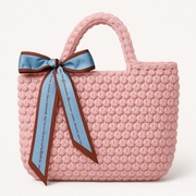  Ręcznie robiona torebka szydełkowa – pudrowy róż