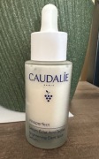 Caudalie Vinoperfect serum na przebarwienia